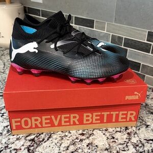 PUMA Future 7 Match Firm found / artificial ground Black/ blue & pink size 8.